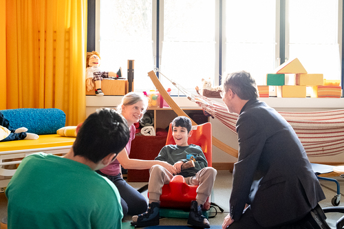 Schulbesuch Blaue Schule / Erzdiözese Wien/ Schönlaub, Stephan Schönlaub Schulbesuch Blaue Schule